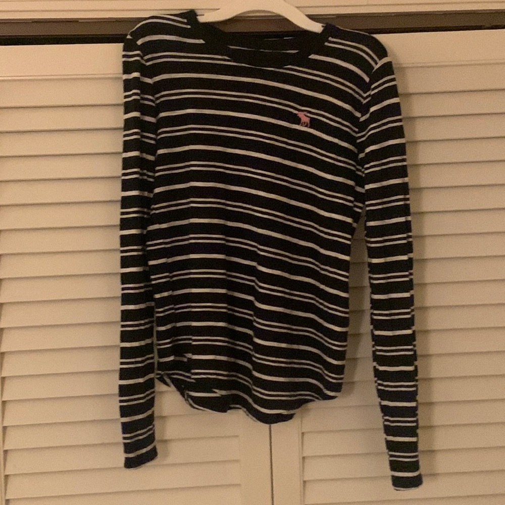 Like New Abercrombie tee!